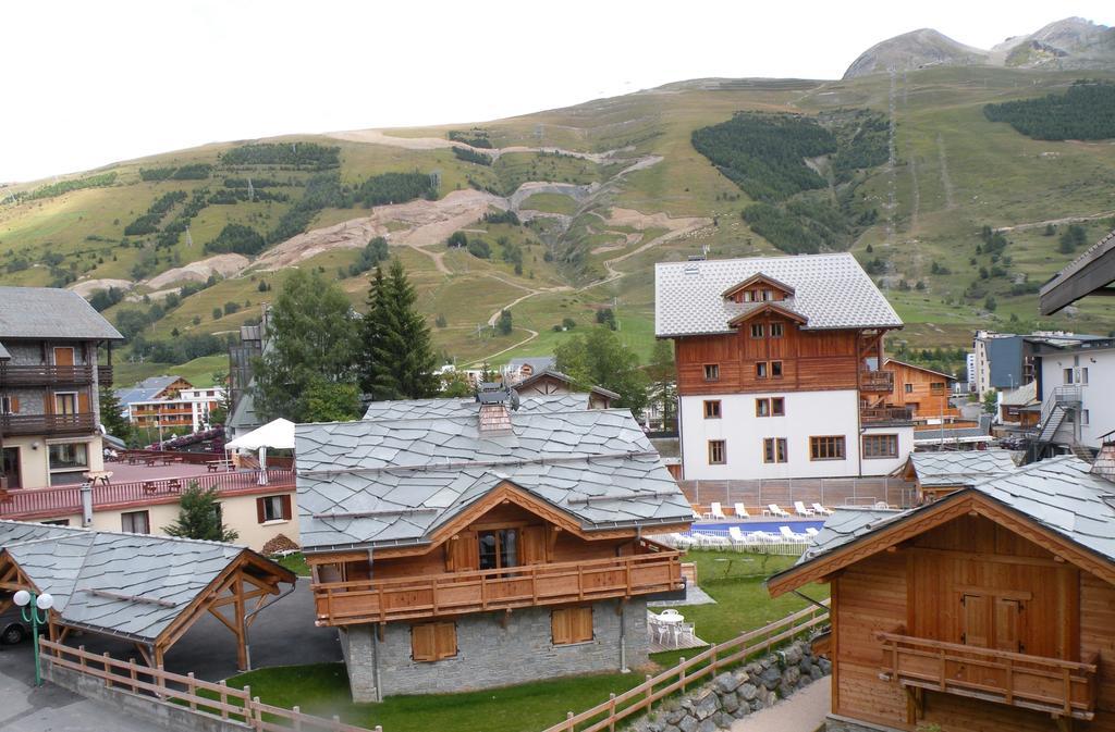 Au Coeur De La Station Apartment Les Deux Alpes Exterior photo