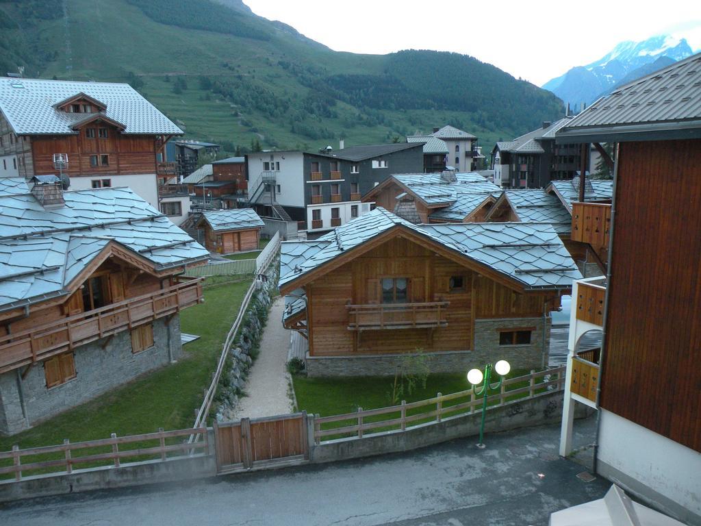 Au Coeur De La Station Apartment Les Deux Alpes Exterior photo