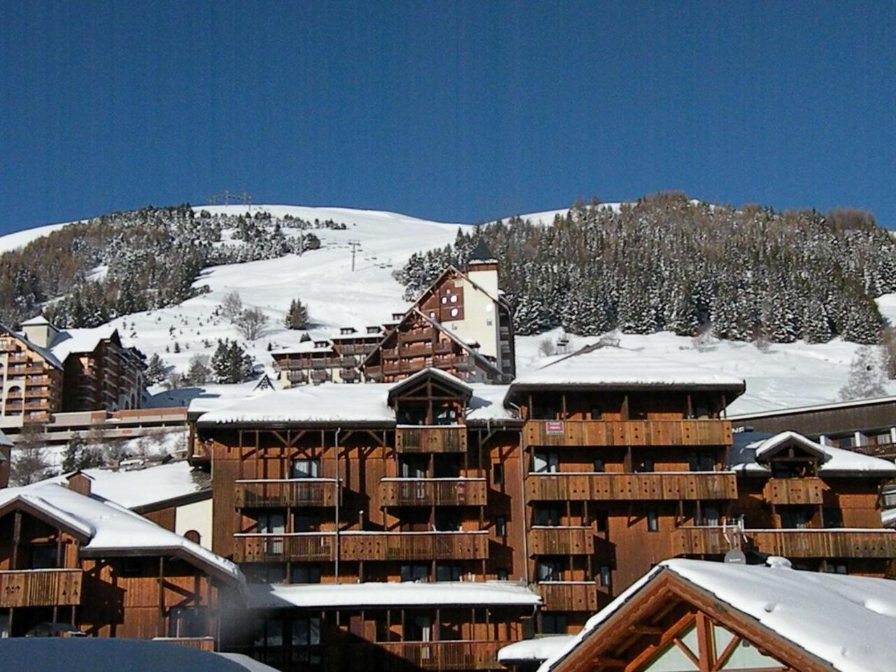 Au Coeur De La Station Apartment Les Deux Alpes Exterior photo